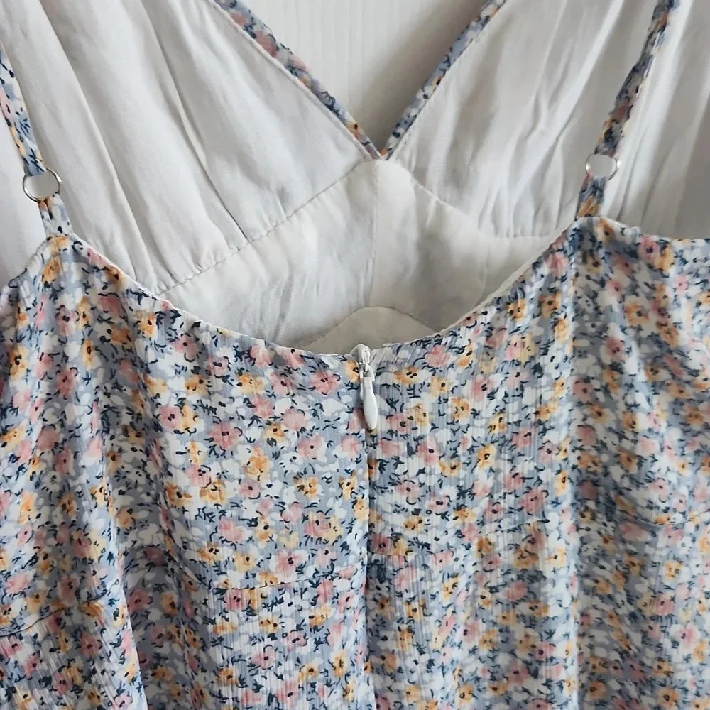 Sundae Muse floral dress size 4US - Picture 10 of 11